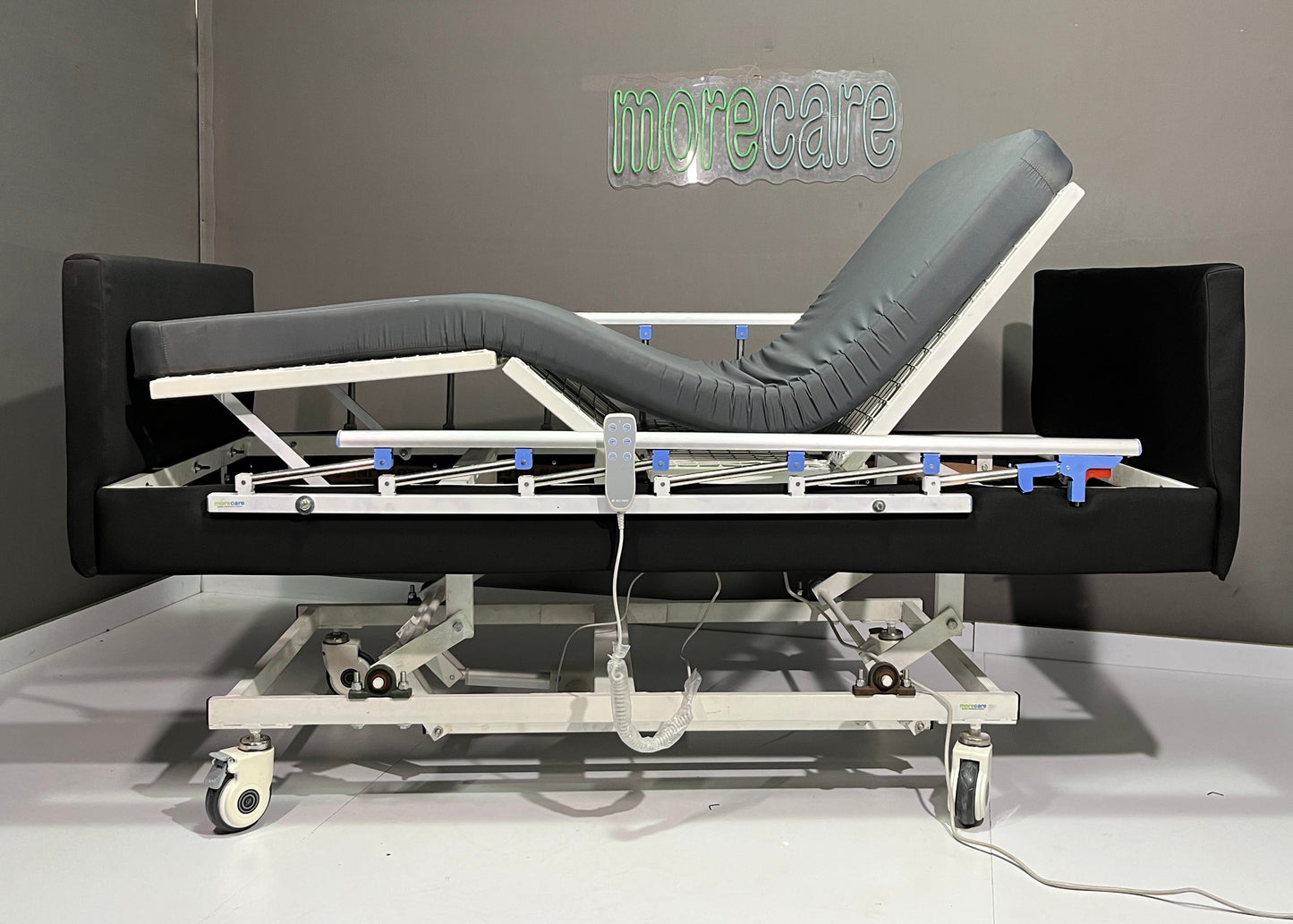 Electric Adjustable Hi Low Full Fowler Patient Bed ( Iris )