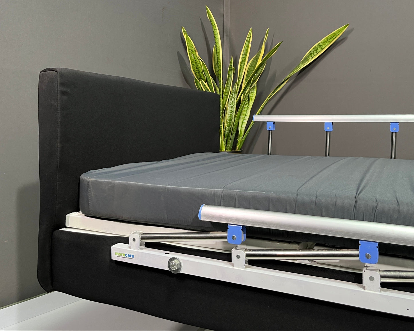 Electric Adjustable Hi Low Full Fowler Patient Bed ( Iris )