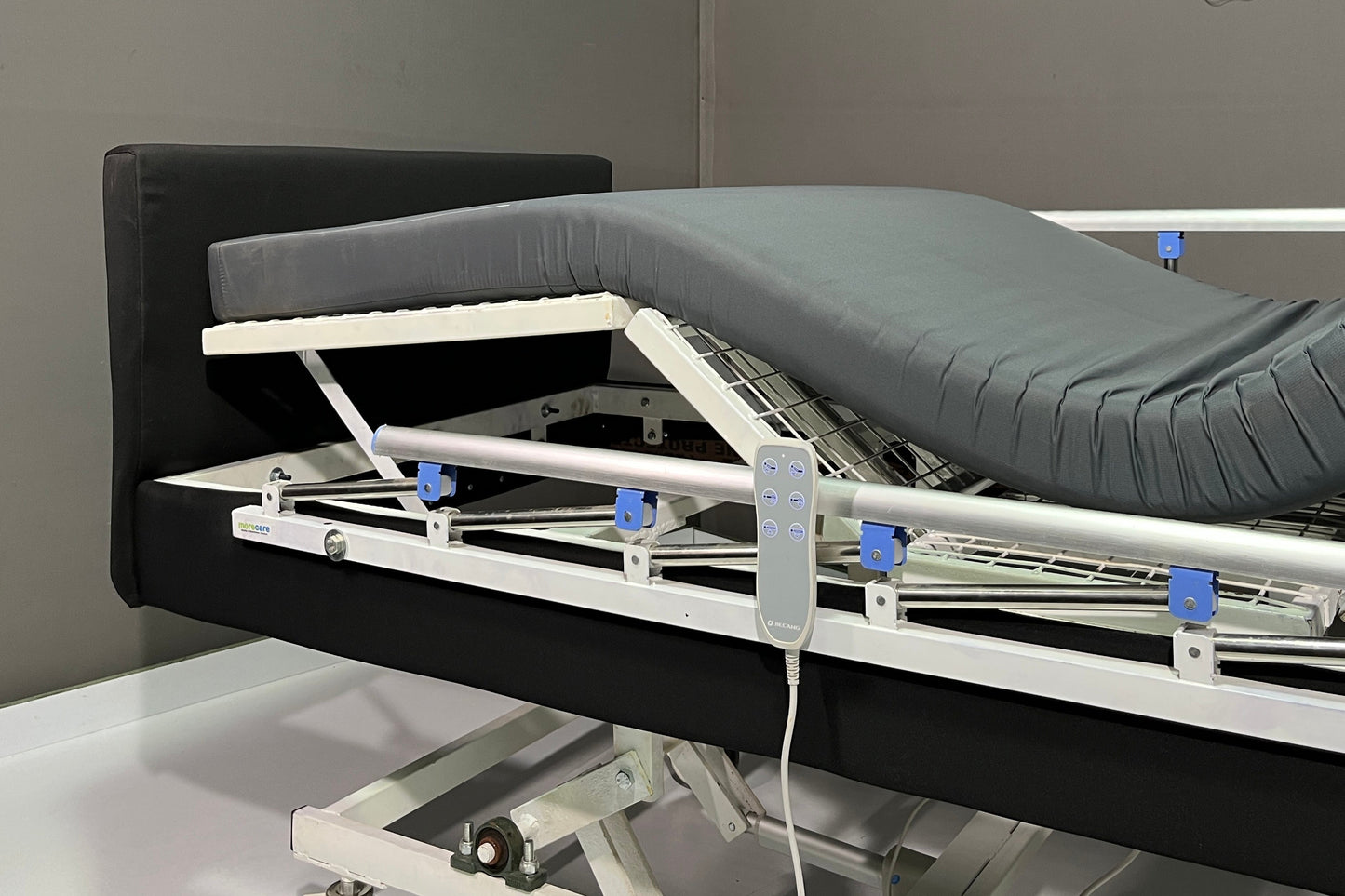 Electric Adjustable Hi Low Full Fowler Patient Bed ( Iris )