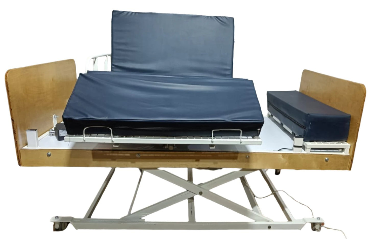 Morecare Wooden Electric Hi Low Medical Home Care Bed with Rotating Function for Elderly Patients (Coral)